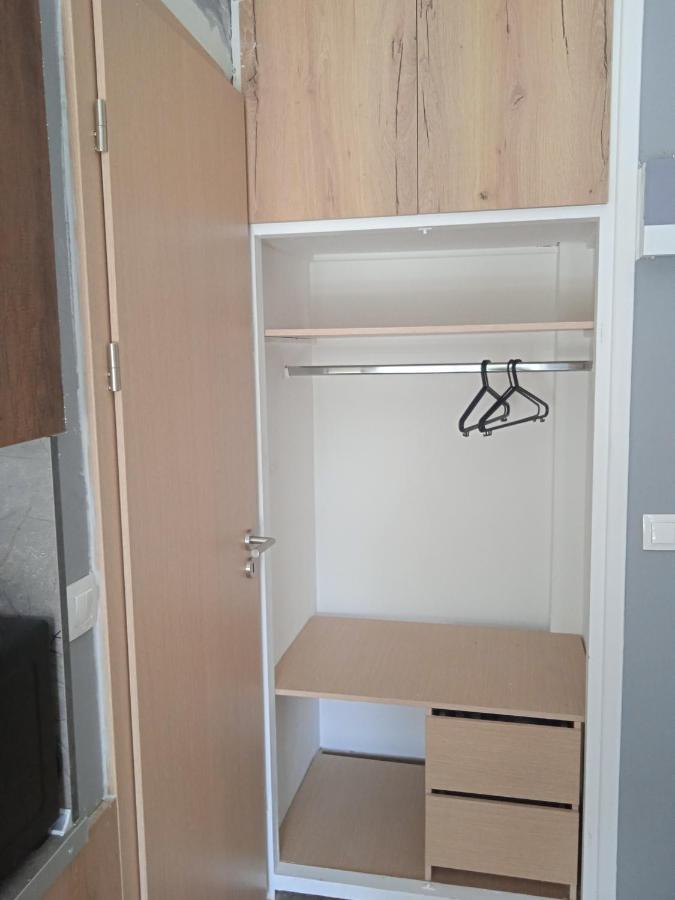 Paralion Town Apartments 亚历山德鲁波利斯 外观 照片
