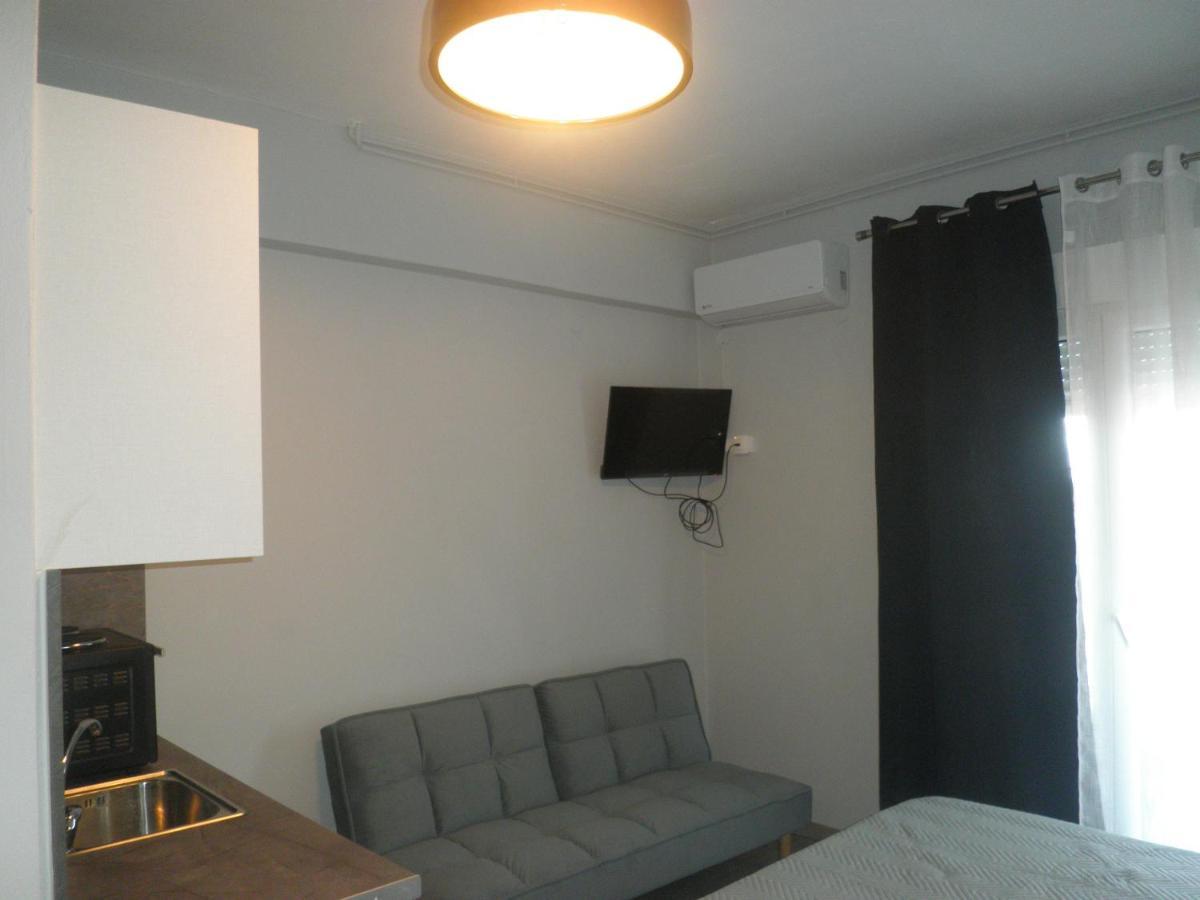Paralion Town Apartments 亚历山德鲁波利斯 外观 照片