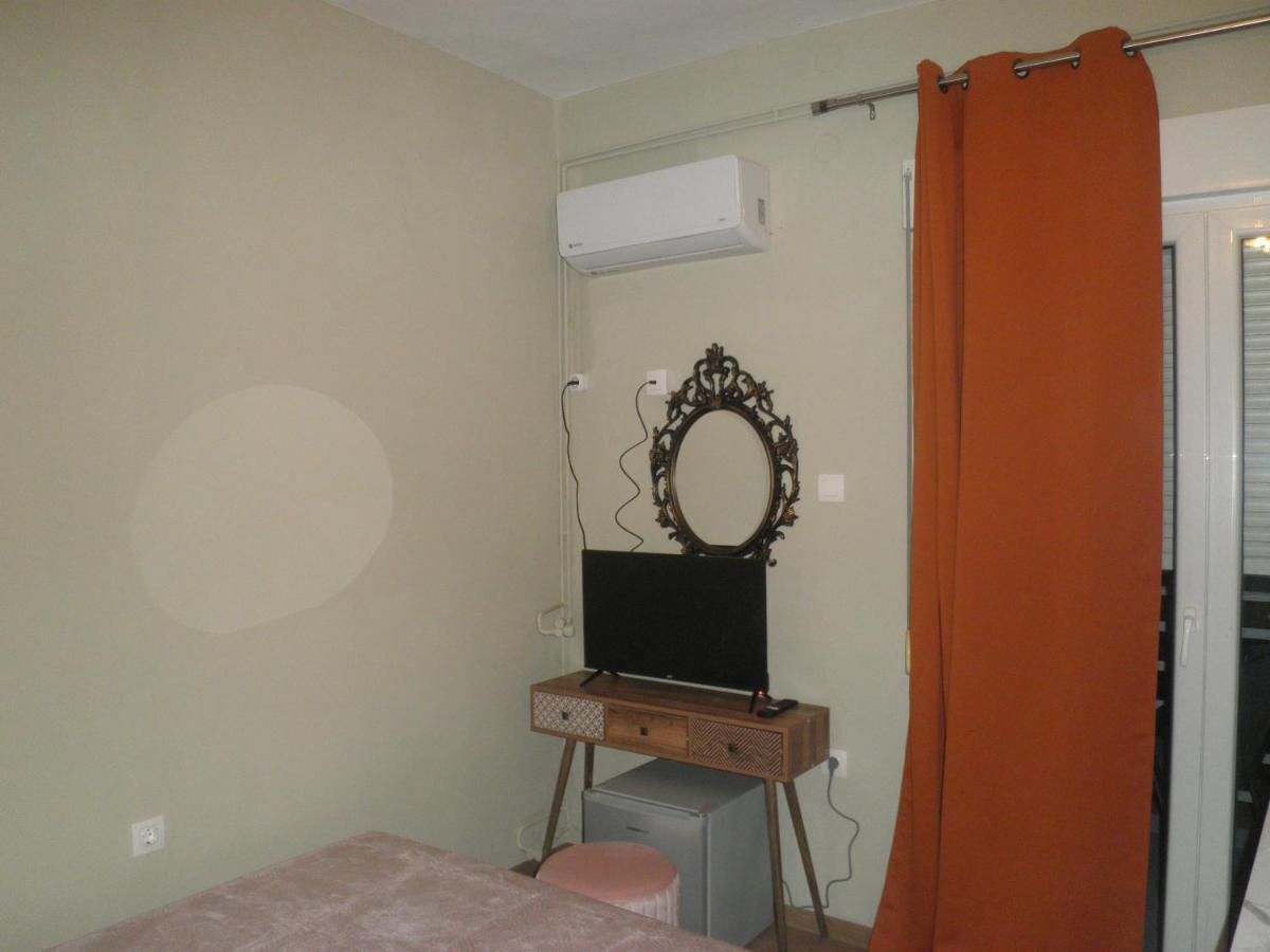 Paralion Town Apartments 亚历山德鲁波利斯 外观 照片