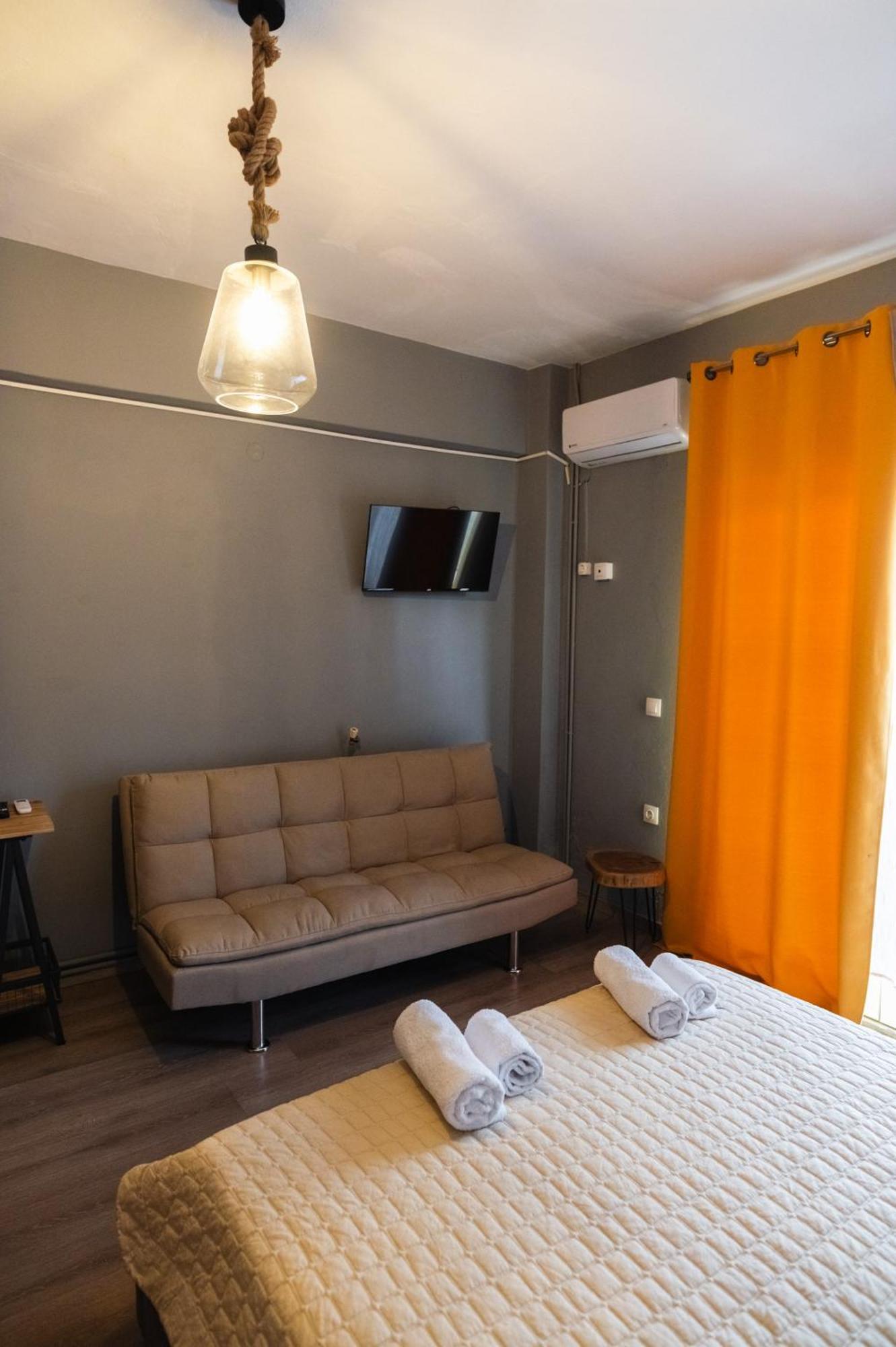 Paralion Town Apartments 亚历山德鲁波利斯 外观 照片