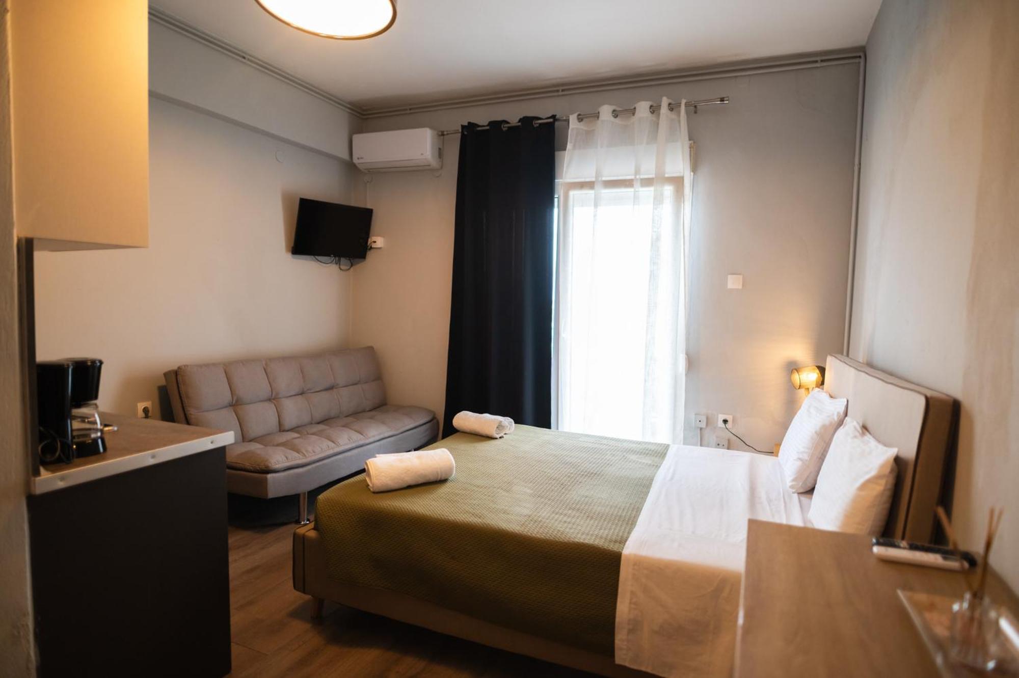 Paralion Town Apartments 亚历山德鲁波利斯 外观 照片