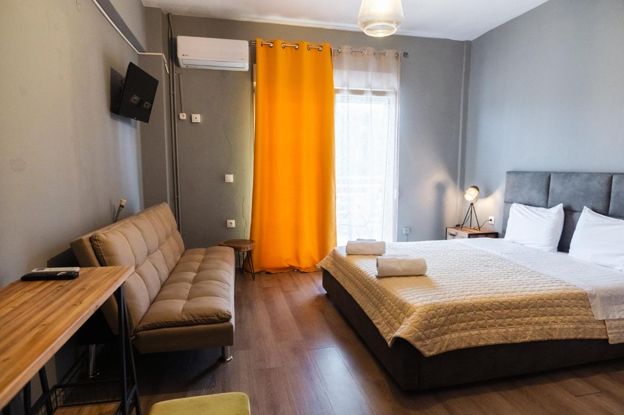 Paralion Town Apartments 亚历山德鲁波利斯 外观 照片